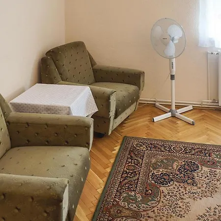 Apartman Amazing In W/ 1 Bedrooms Siófok